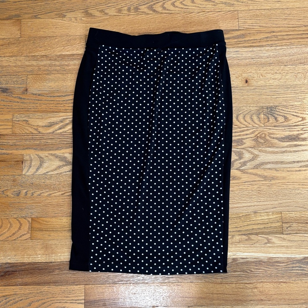Vince Camuto black Polka dot Skirt stretch size S